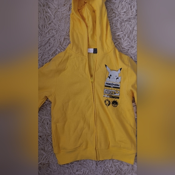 Pokemon Kids Pikachu Yellow Hoodie Size S NWT - Picture 2 of 9